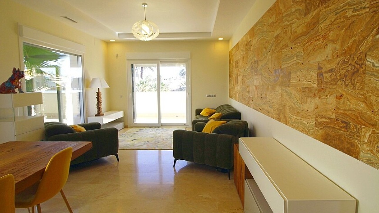 Resale - Villa - Orihuela Costa - La Zenia