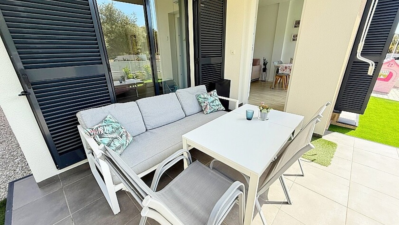 Resale - Luxury villa - Orihuela Costa - La Zenia