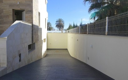 Resale - Villa - Orihuela Costa - La Zenia