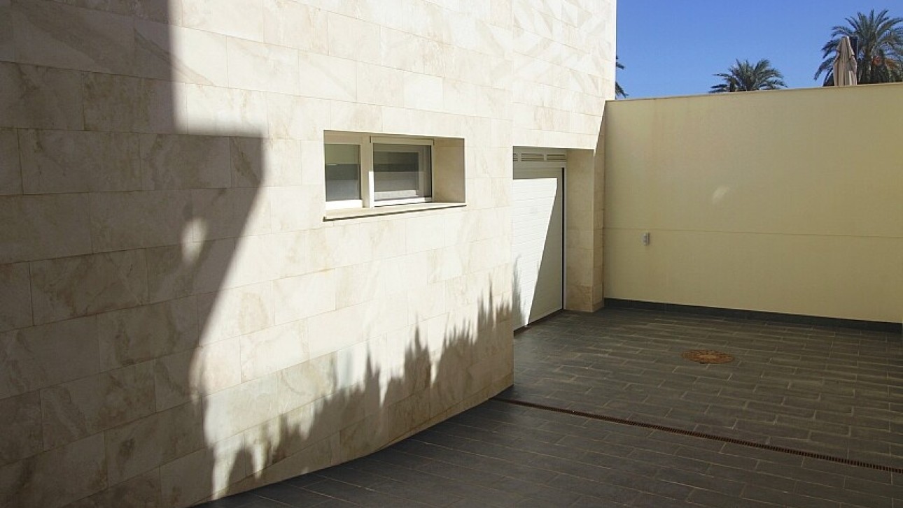 Resale - Villa - Orihuela Costa - La Zenia