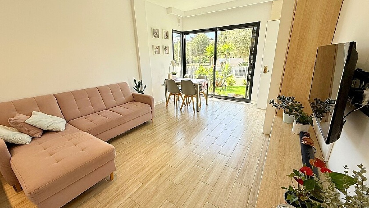 Resale - Luxury villa - Orihuela Costa - La Zenia