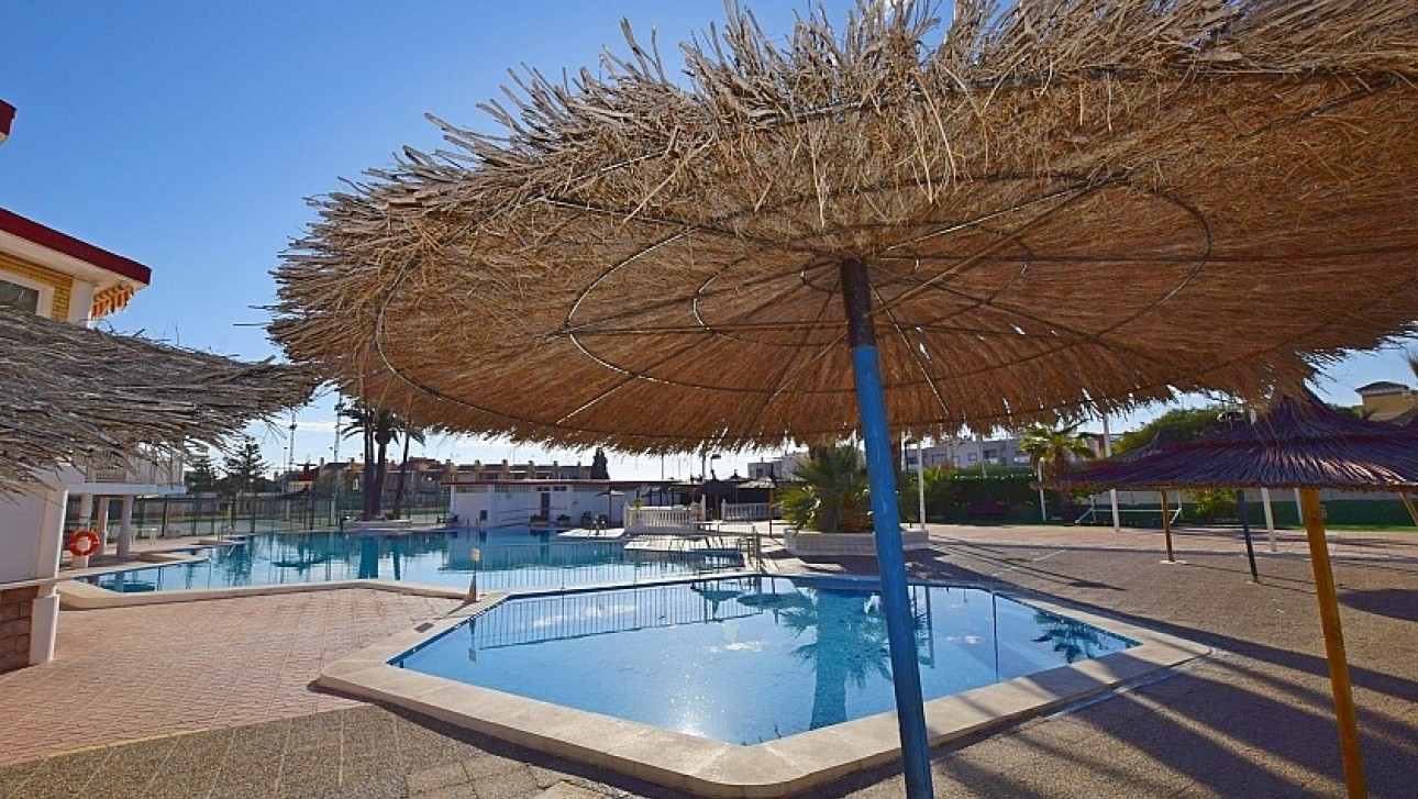 Resale - Villa - Torrevieja - Calas - norte ciudad