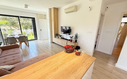 Resale - Luxury villa - Orihuela Costa - La Zenia