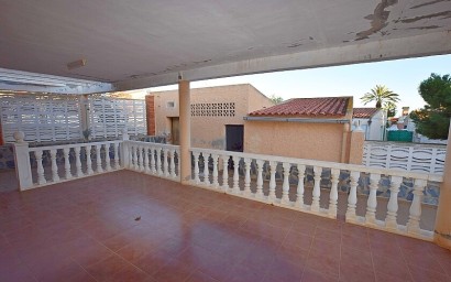 Resale - Villa - Torrevieja - Calas - norte ciudad
