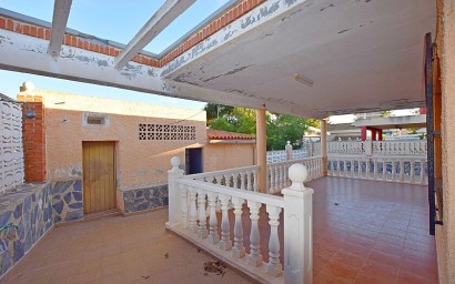 Resale - Villa - Torrevieja - Calas - norte ciudad