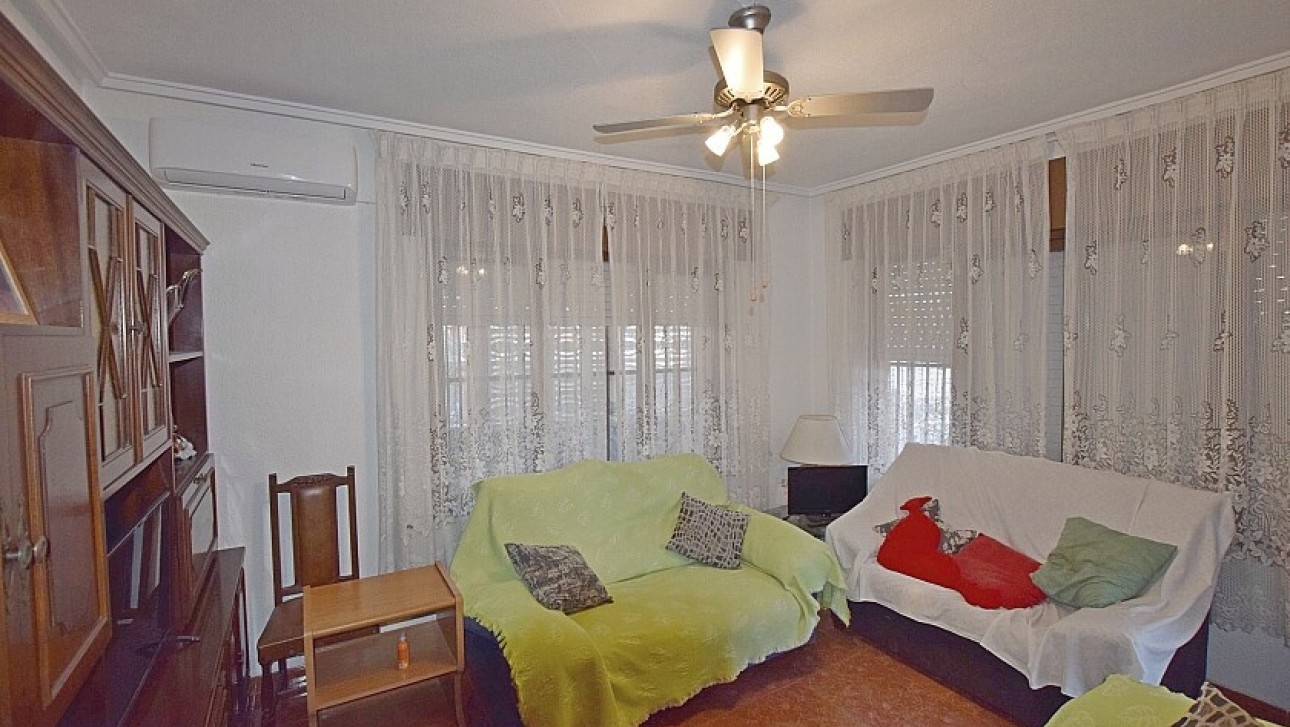 Resale - Villa - Torrevieja - Calas - norte ciudad