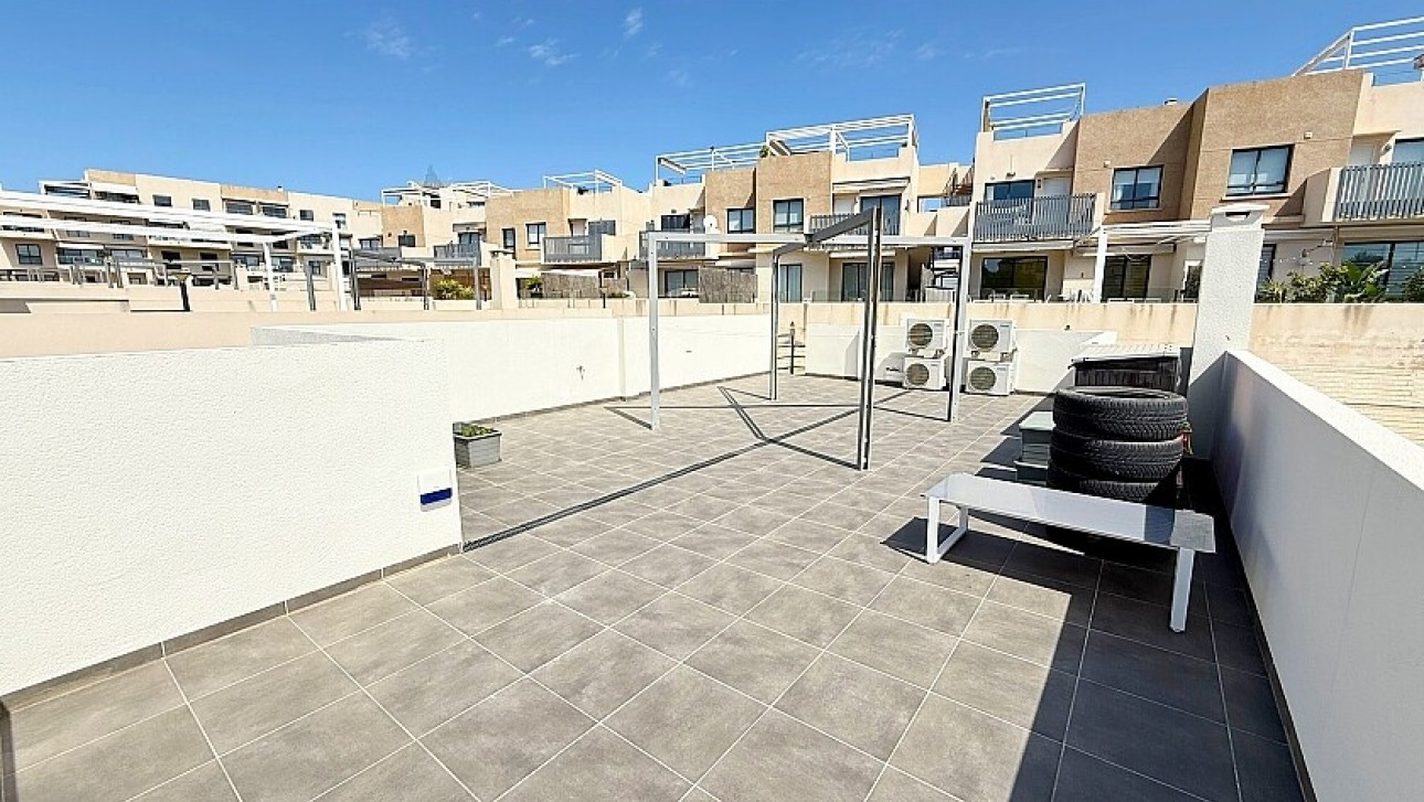 Resale - Luxury villa - Orihuela Costa - La Zenia
