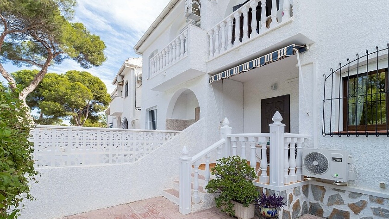 Resale - Townhouse - Orihuela Costa - La Zenia