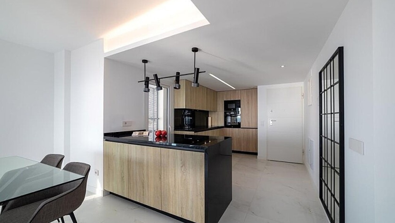 Resale - Apartment - Punta Prima