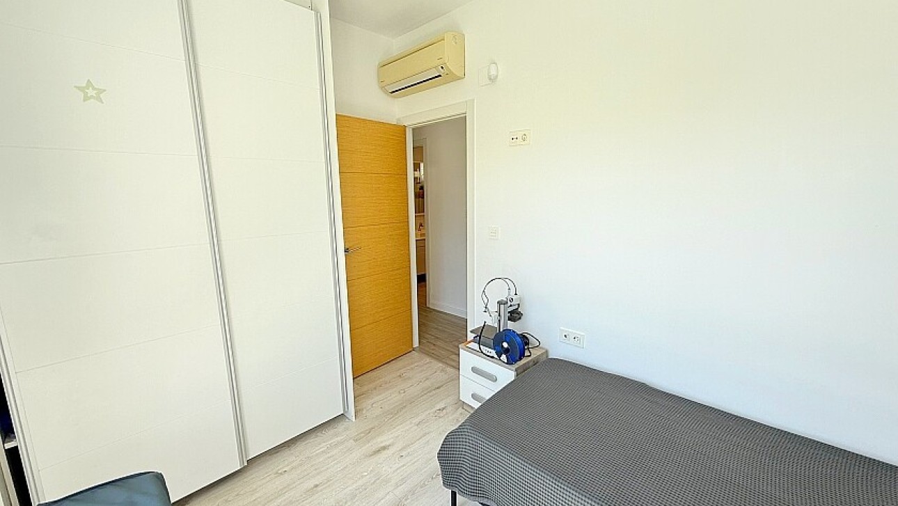 Resale - Luxury villa - Orihuela Costa - La Zenia