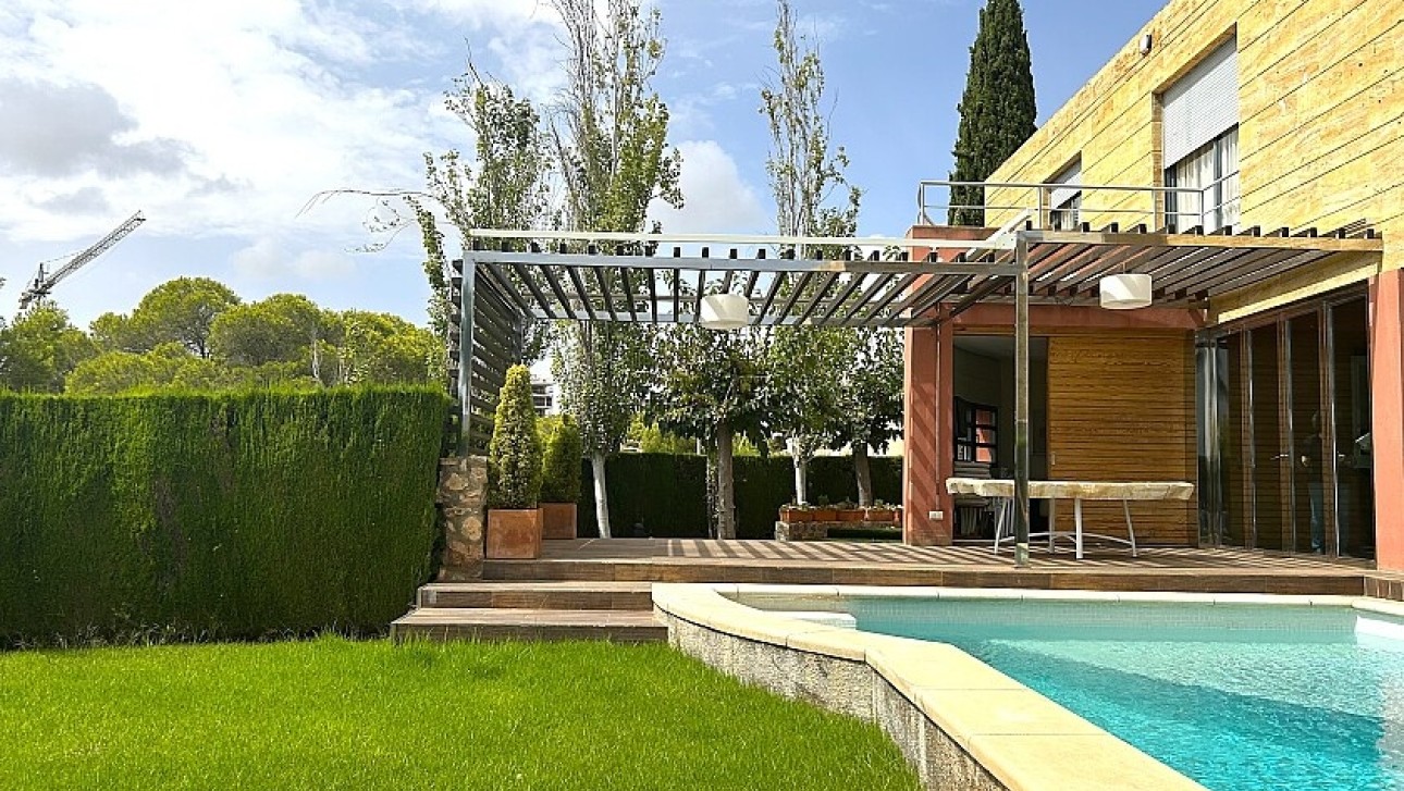 Resale - Villa - Orihuela Costa - Dehesa de campoamor