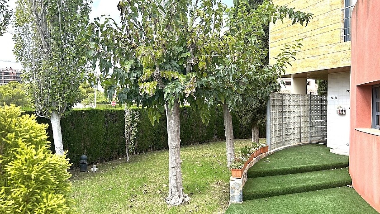 Resale - Villa - Orihuela Costa - Dehesa de campoamor