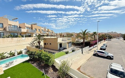 Resale - Luxury villa - Orihuela Costa - La Zenia