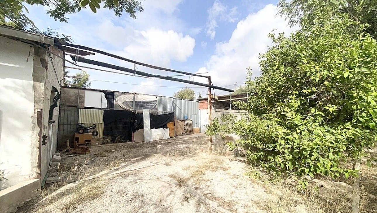 Odsprzedaż - Country house - Crevillente