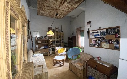 Odsprzedaż - Country house - Crevillente