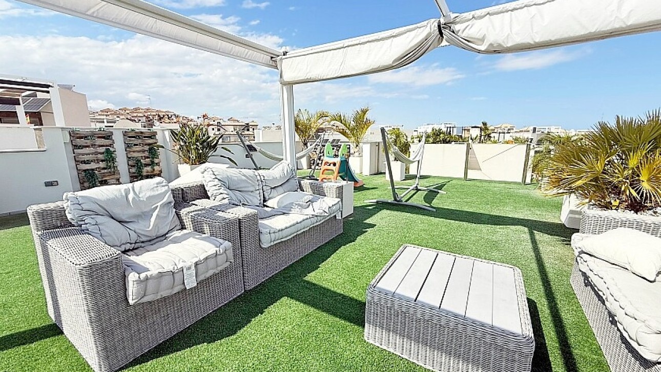 Resale - Luxury villa - Orihuela Costa - Villamartín