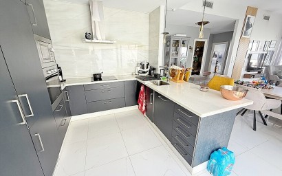 Resale - Luxury villa - Orihuela Costa - Villamartín