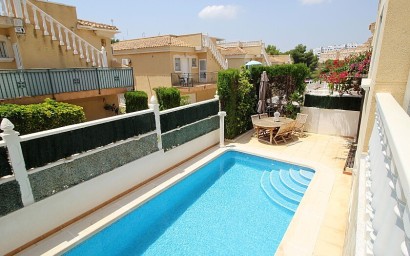 Resale - Villa - Orihuela Costa - Villamartin area