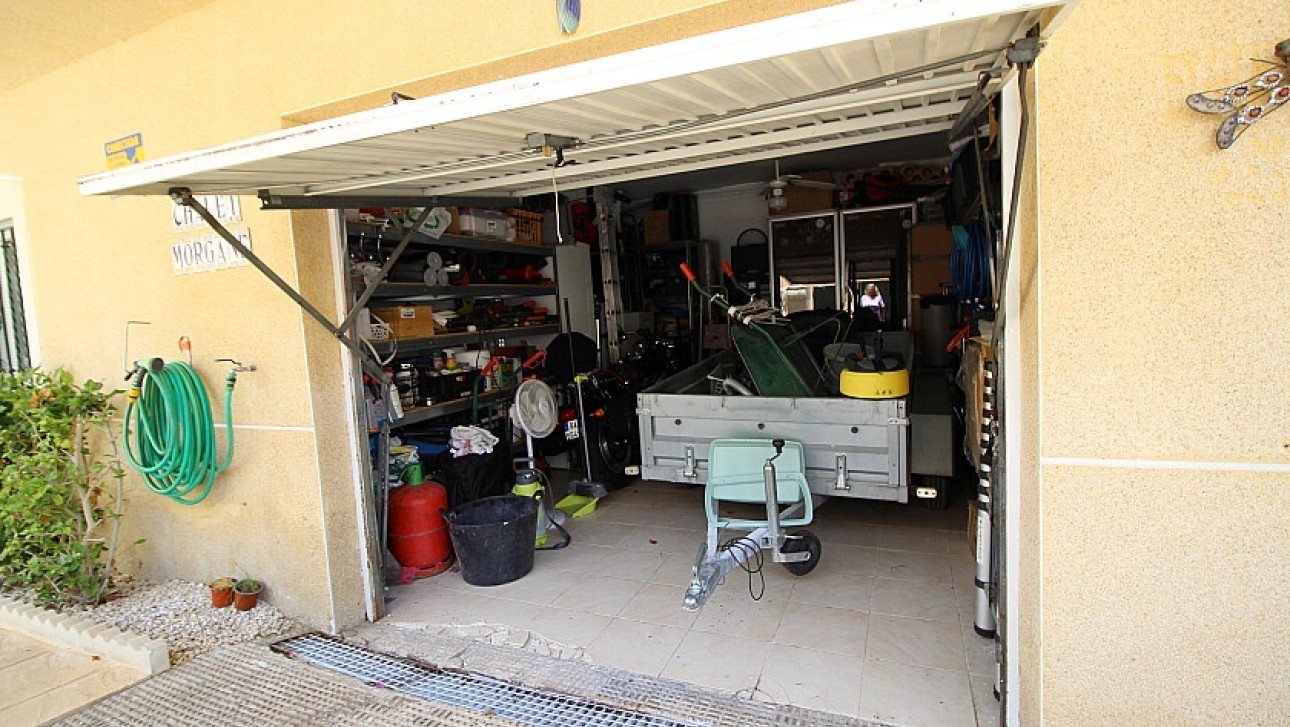 Resale - Villa - Orihuela Costa - Villamartin area