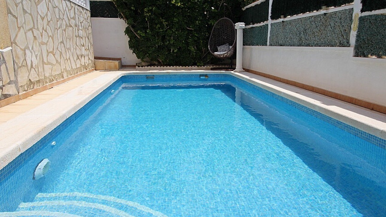 Resale - Villa - Orihuela Costa - Villamartin area