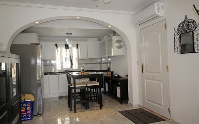 Resale - Villa - Orihuela Costa - Villamartin area