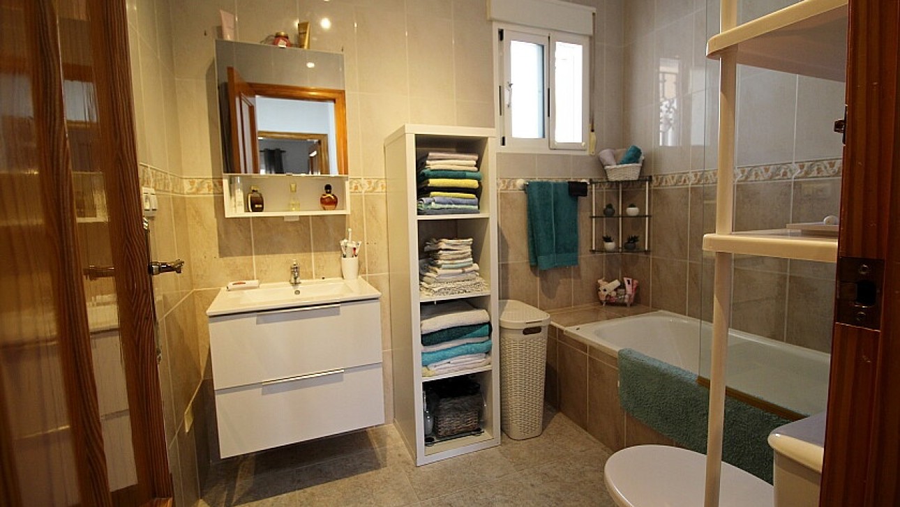 Resale - Villa - Orihuela Costa - Villamartin area