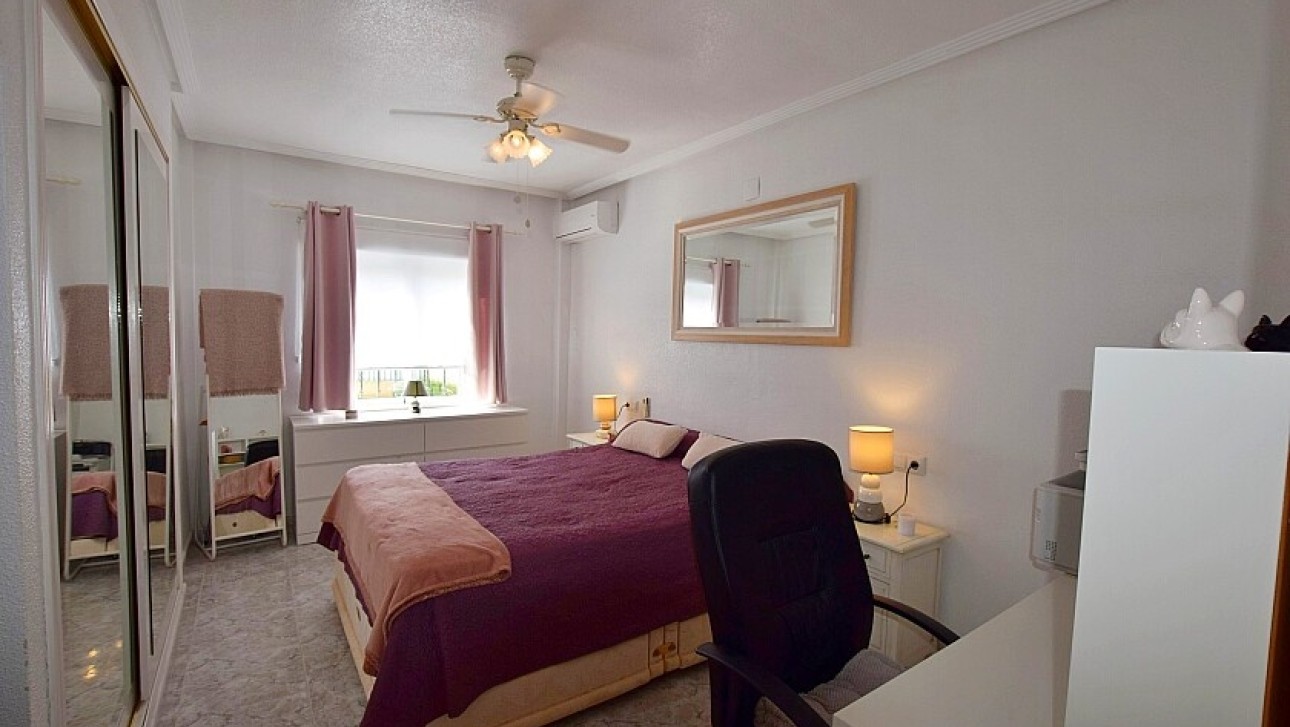 Resale - Villa - Orihuela Costa - Villamartin area
