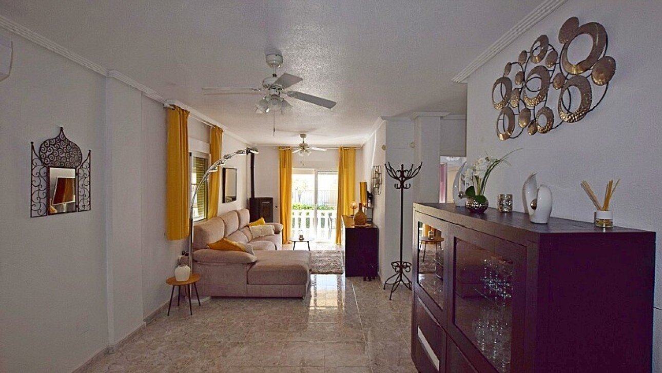 Resale - Villa - Orihuela Costa - Villamartin area