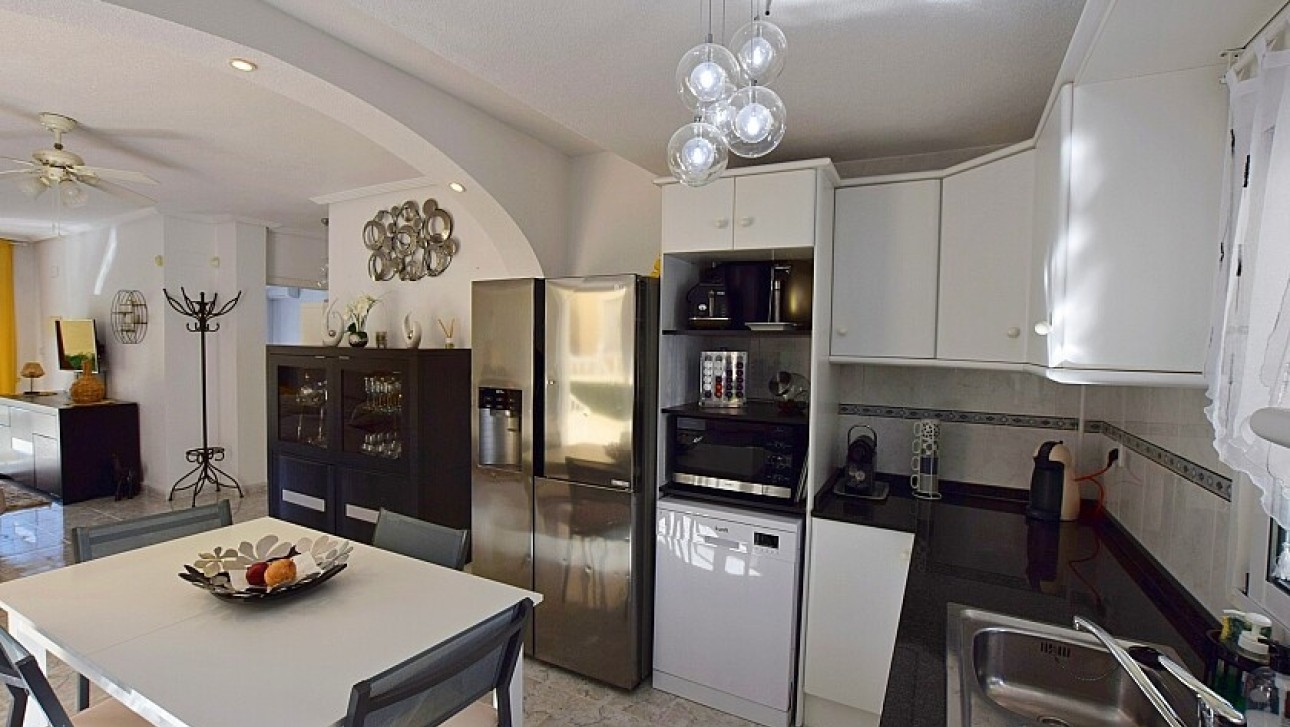 Resale - Villa - Orihuela Costa - Villamartin area