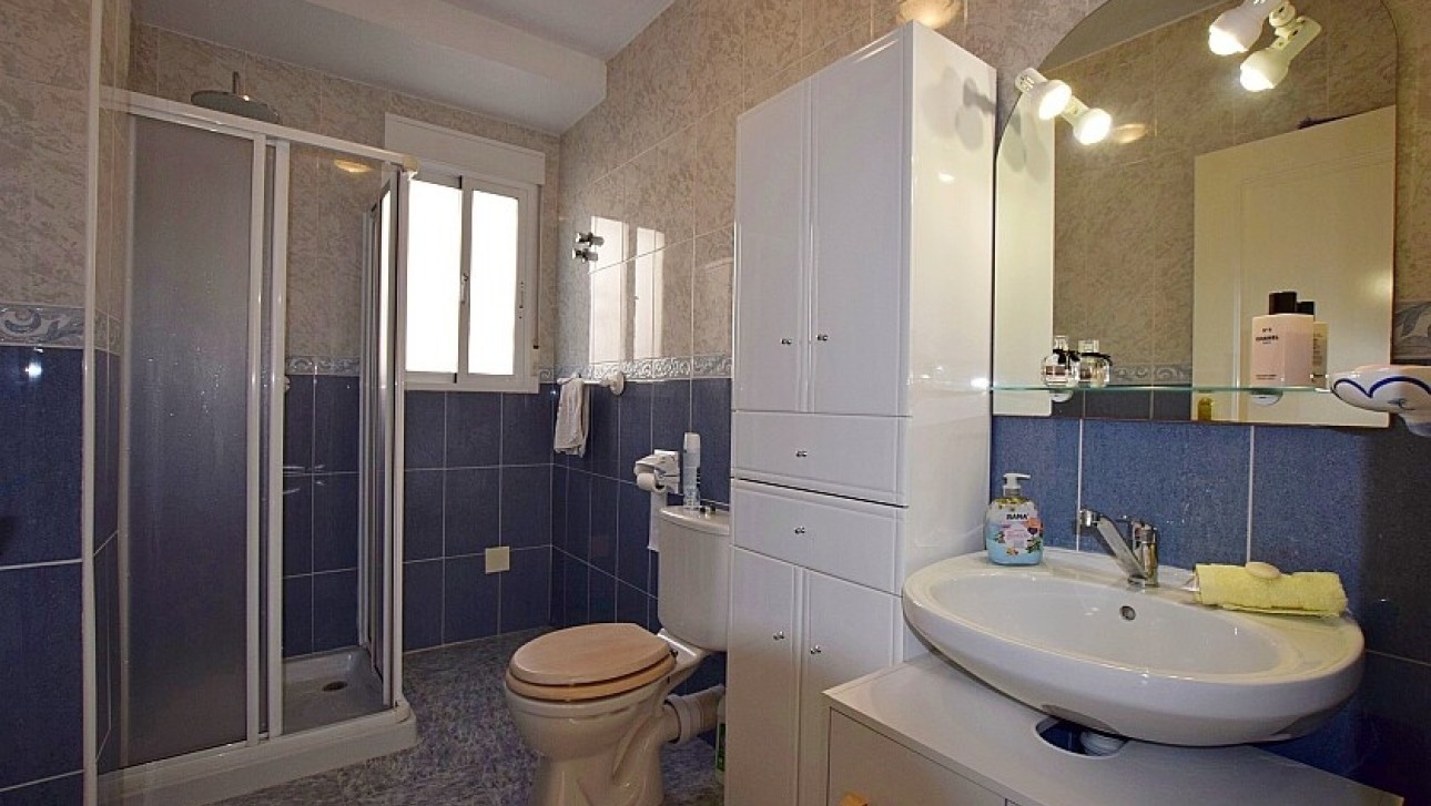 Resale - Villa - Orihuela Costa - Villamartin area