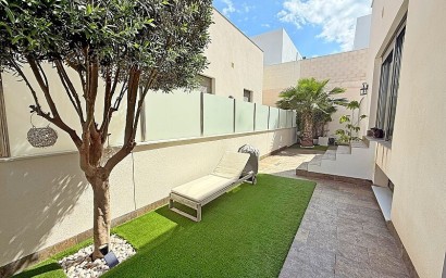 Resale - Luxury villa - Orihuela Costa - Villamartín