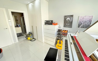 Resale - Luxury villa - Orihuela Costa - Villamartín