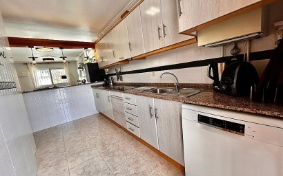 Resale - Villa - Torrevieja - Los Altos