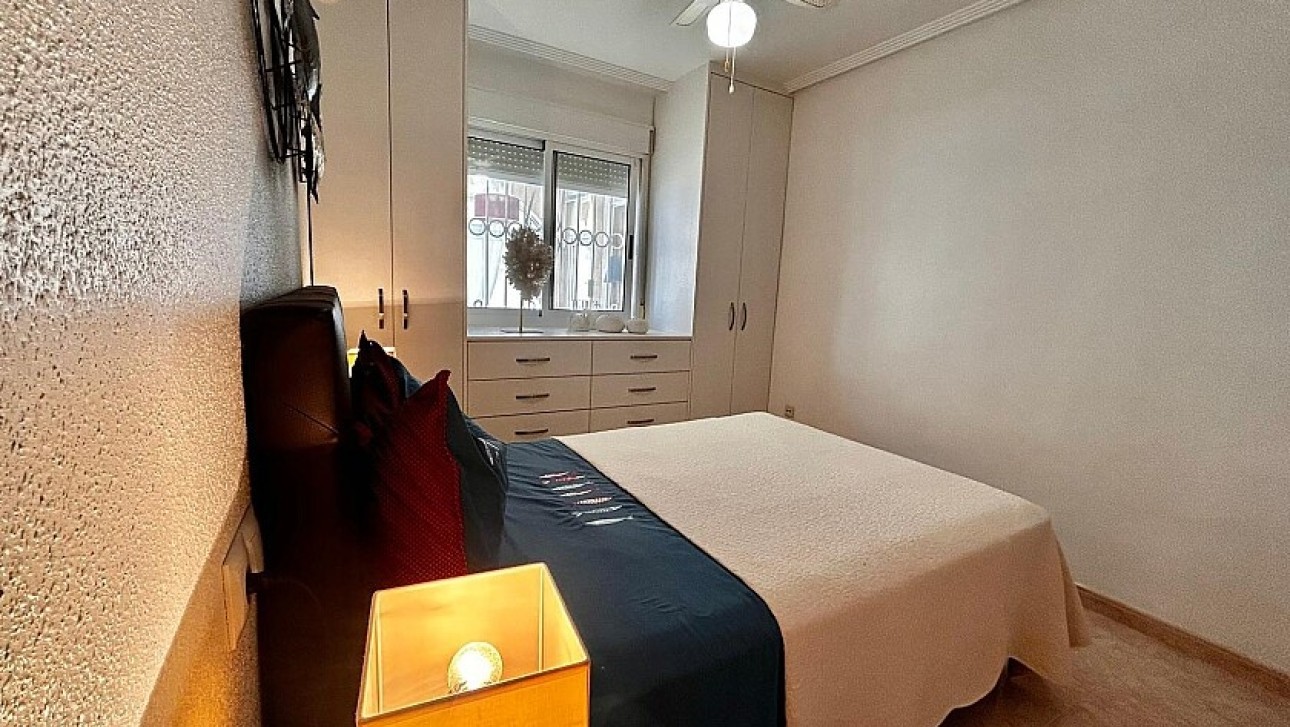 Resale - Villa - Torrevieja - Los Altos