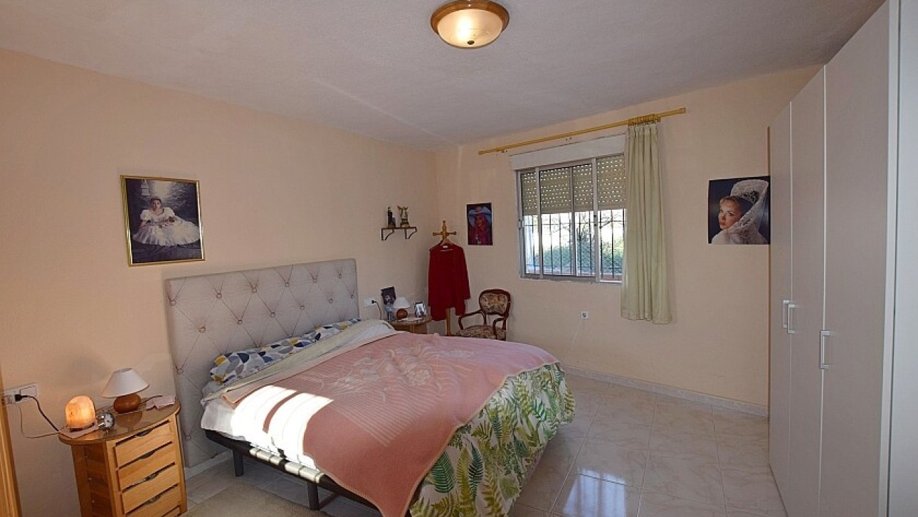 Revente - Country house - Los Montesinos