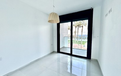 Resale - Apartment - Punta Prima
