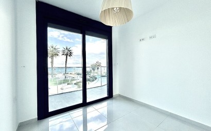 Resale - Apartment - Punta Prima