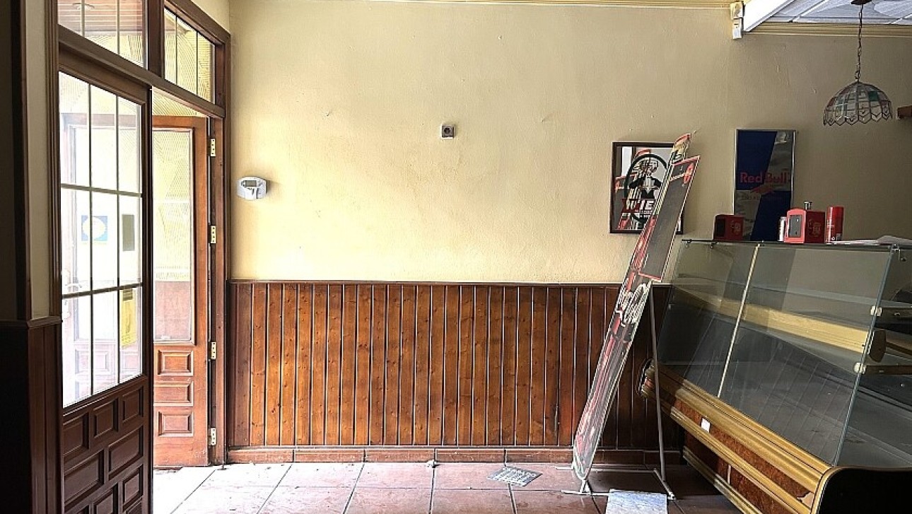 Resale - Commercial - Torrevieja - Playa del Cura