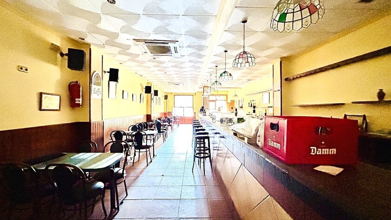 Resale - Commercial - Torrevieja - Playa del Cura