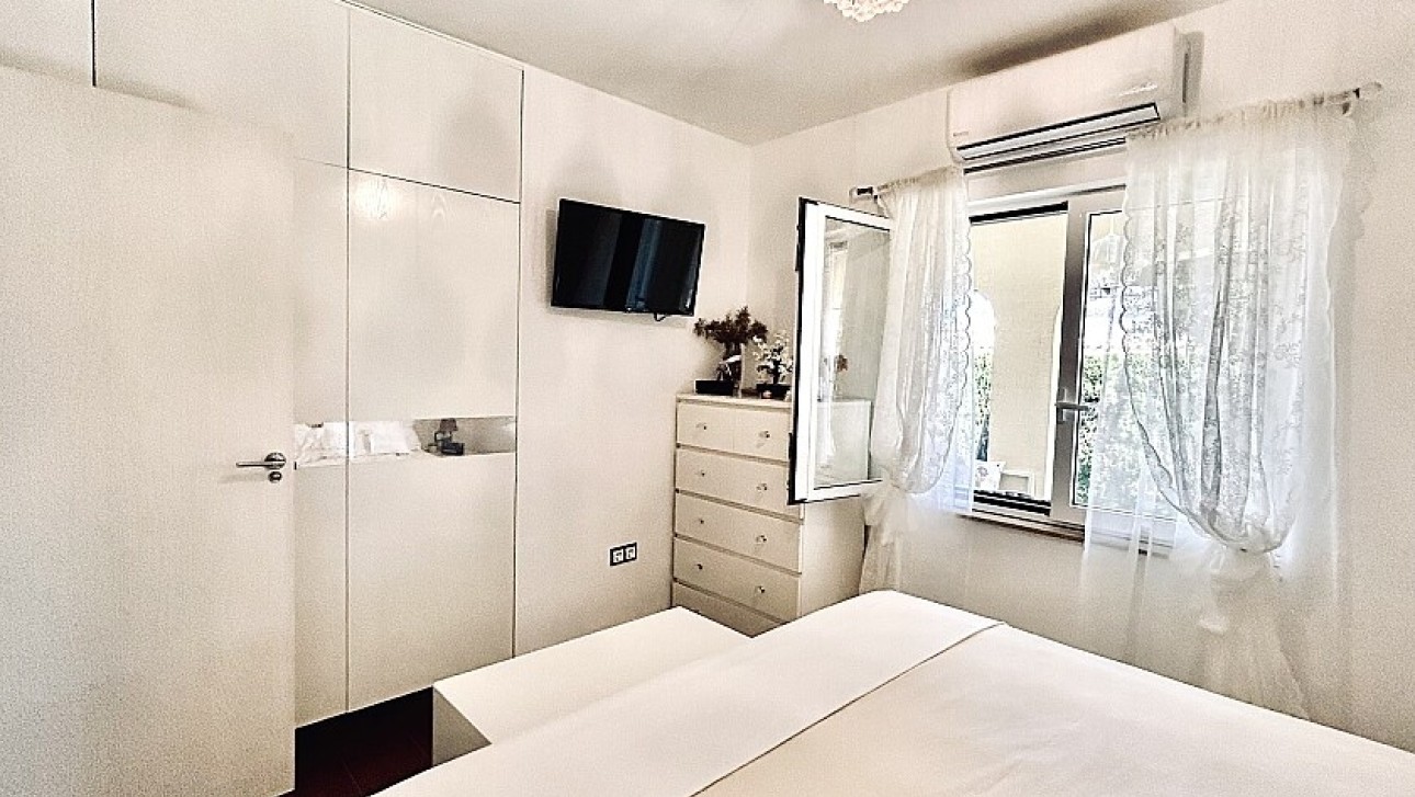 Resale - Villa - Orihuela Costa - Cabo Roig