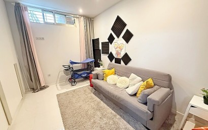 Resale - Luxury villa - Orihuela Costa - Villamartín