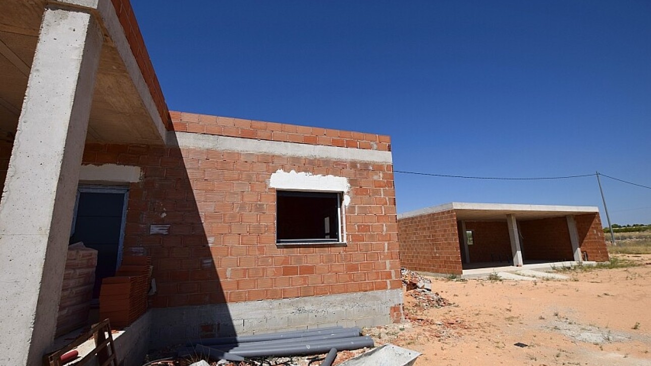 Resale - Country house - Pinoso