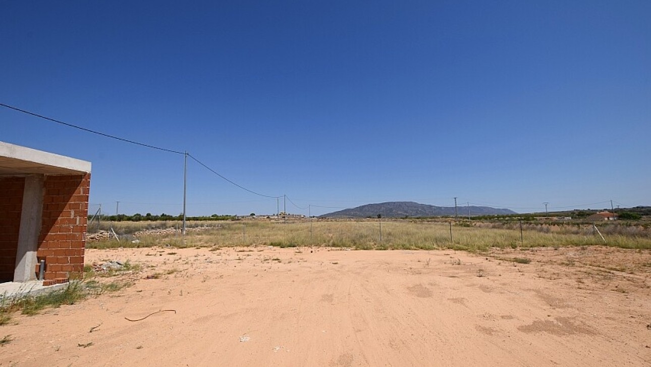 Resale - Country house - Pinoso