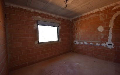 Resale - Country house - Pinoso
