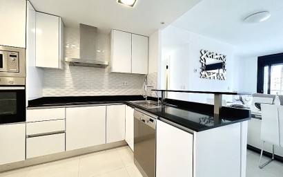 Resale - Apartment - Punta Prima