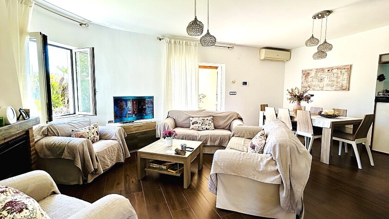 Resale - Villa - Orihuela Costa - Cabo Roig