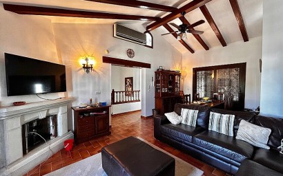 Resale - Villa - Orihuela Costa - Villamartín
