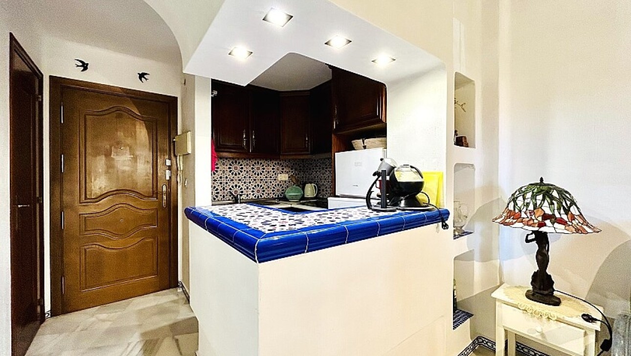 Resale - Apartment - Torrevieja - Playa de los Locos
