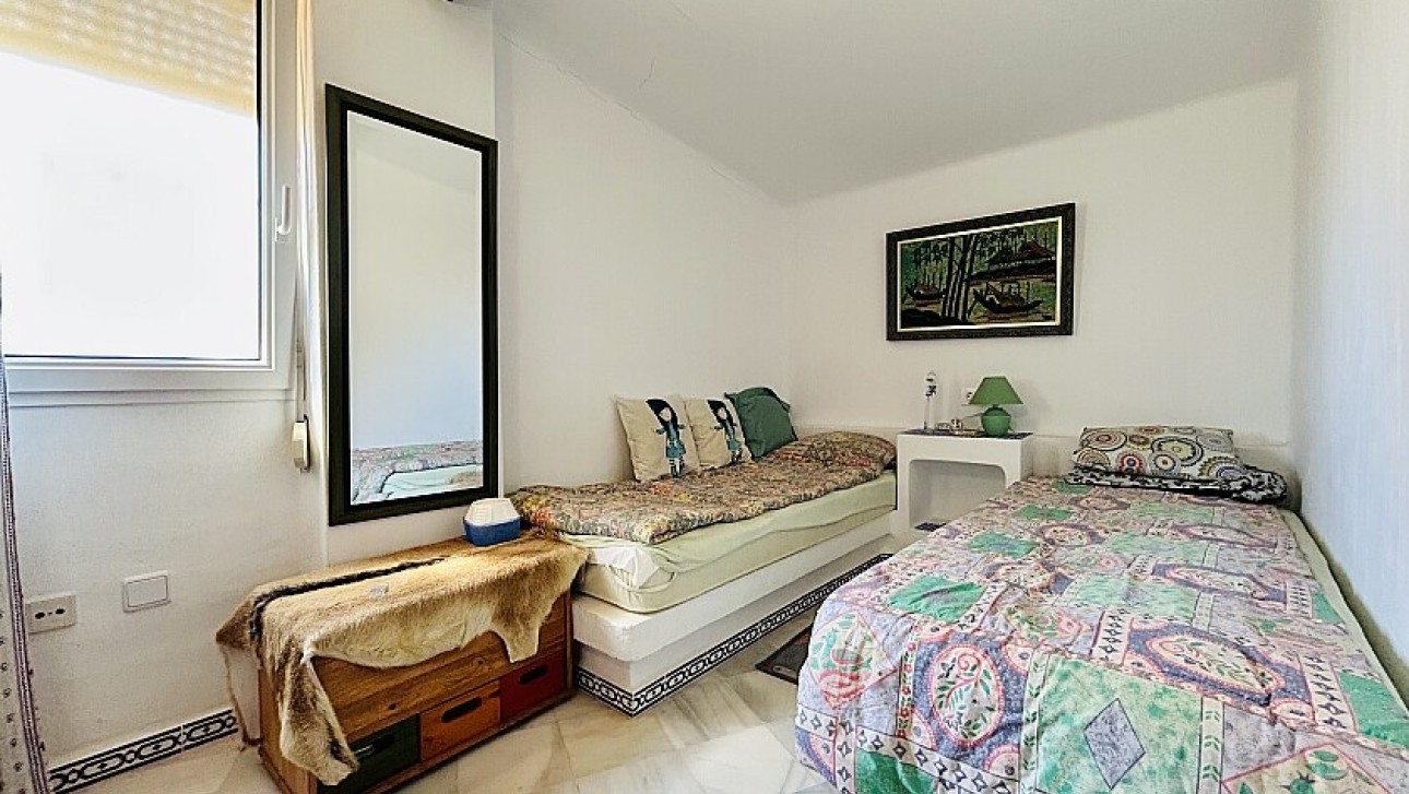 Resale - Apartment - Torrevieja - Playa de los Locos