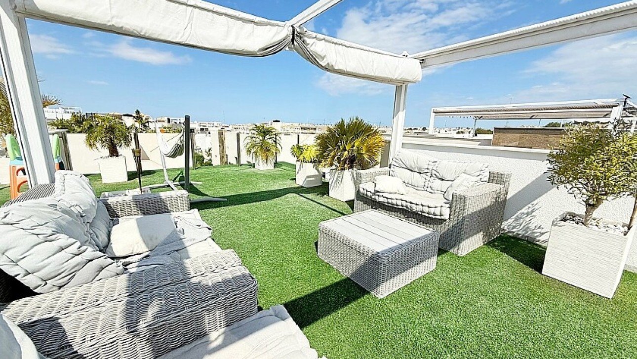 Resale - Luxury villa - Orihuela Costa - Villamartín